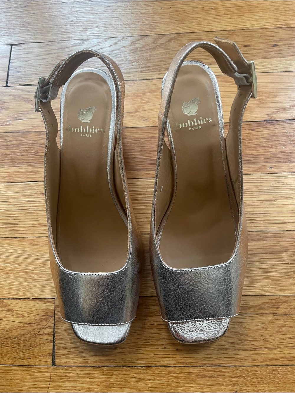 Bobbies Carmen Heel in Gold, Size 38 - Picture 2 of 3